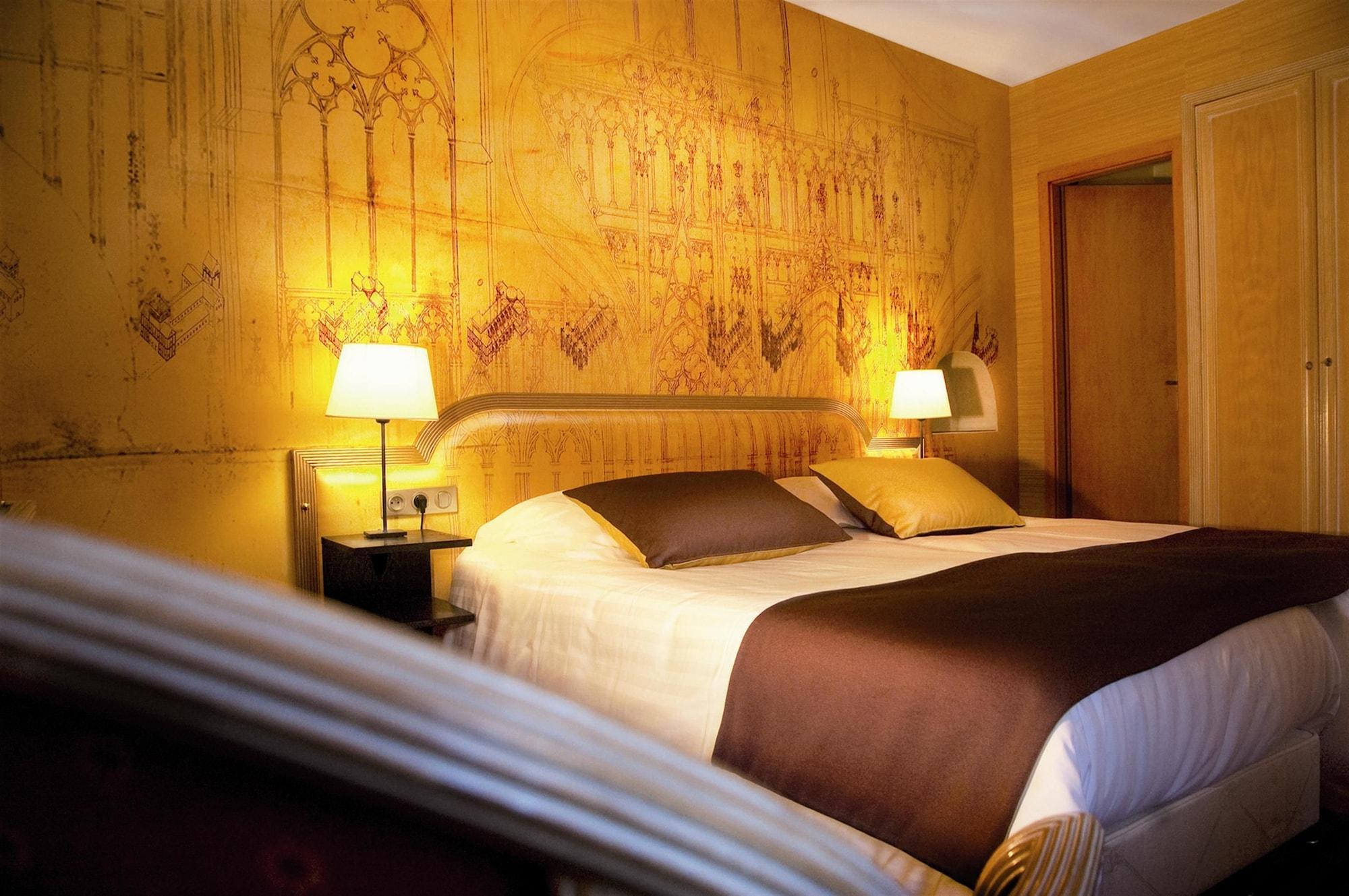 Hotel Cathedrale Страсбург Екстериор снимка
