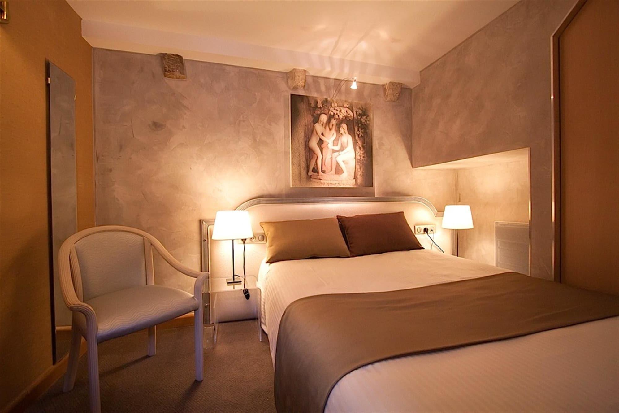 Hotel Cathedrale Страсбург Екстериор снимка