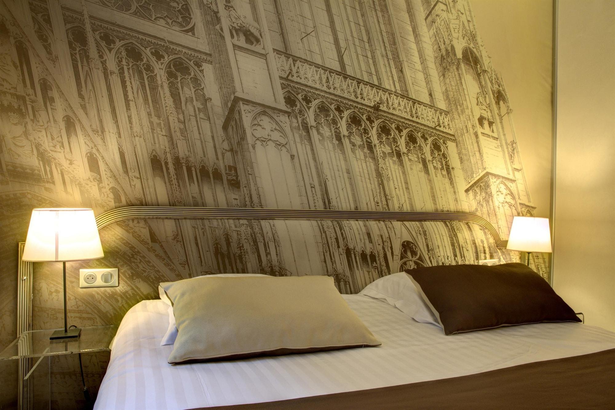 Hotel Cathedrale Страсбург Екстериор снимка
