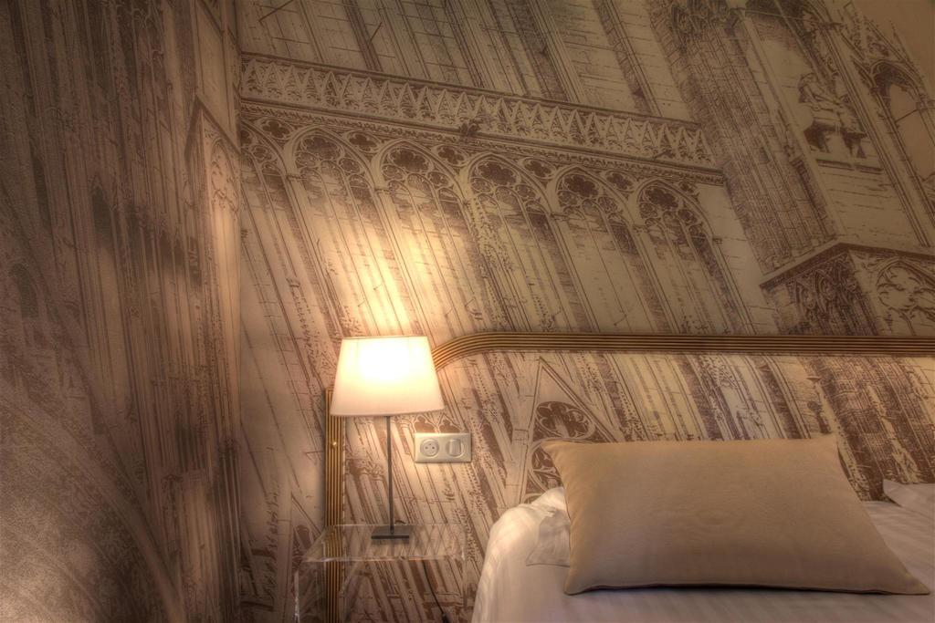 Hotel Cathedrale Страсбург Стая снимка